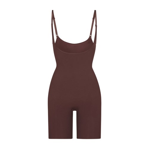 SKIMS Butt Enhancing Open Bust Bodysuit Cocoa | 8549726-TO